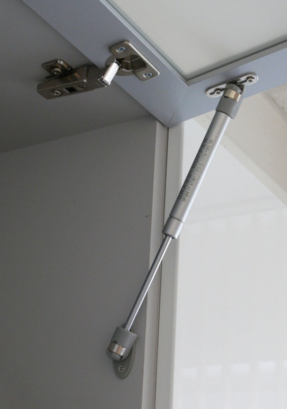 Küchenzeile PL3, L-Form 290x105 cm ,mit Arbeitsplatte, Front  Hochglanz, Soft Close System, Farbe wählbar