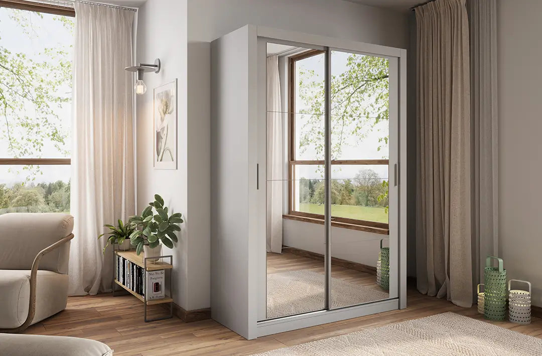 Kleiderschrank , A-18 Schwebetürenschrank mit Spiegel. Breite 150 cm. Farbe wählbar